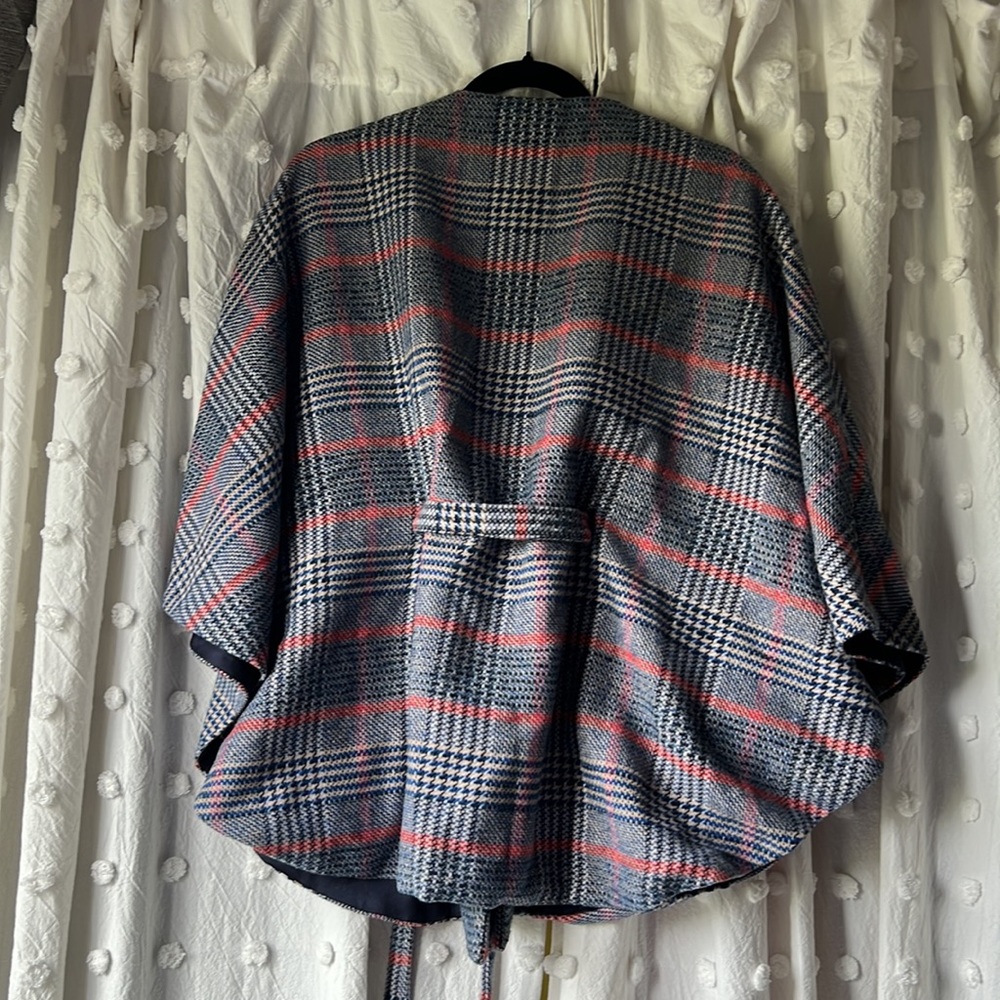 Andersen and Lauth cape/poncho Like new - Picture 2 of 7